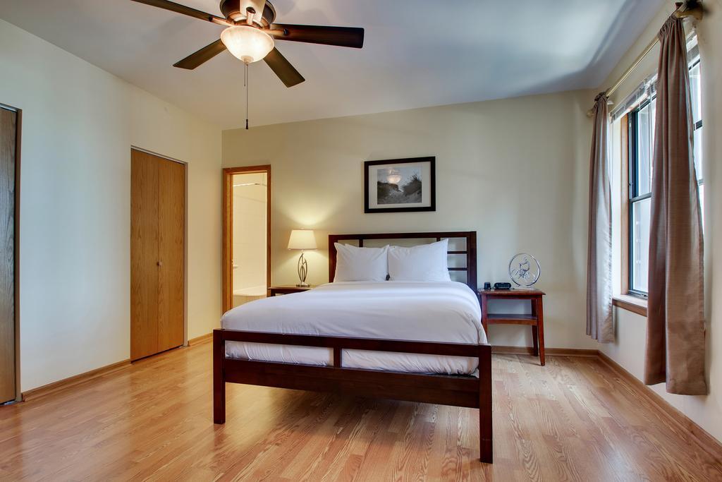 Dewitt Hotel And Suites Σικάγο Δωμάτιο φωτογραφία