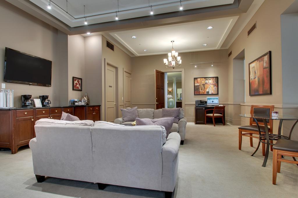Dewitt Hotel And Suites Σικάγο Εξωτερικό φωτογραφία